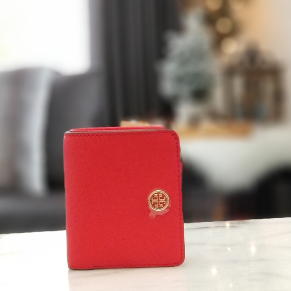 🚫SOLD🚫 NEW! Tory Burch Robinson Mini Wallet Red - Picture 6 of 6
